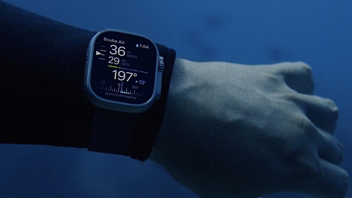 Subacqueo con Apple Watch Ultra