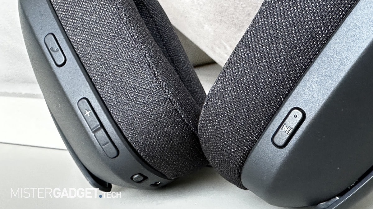 recensione Logitech Zone Vibe 100: I pulsanti