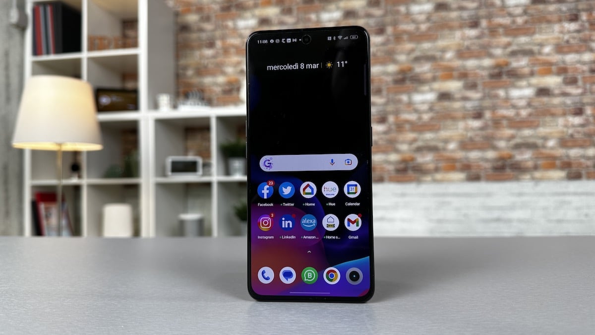 Recensione realme GT 3, ancora una volta è lui l'outsider