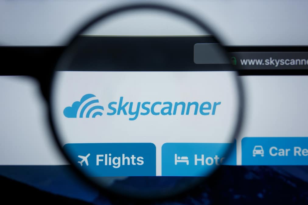Lente su logo SkyScanner