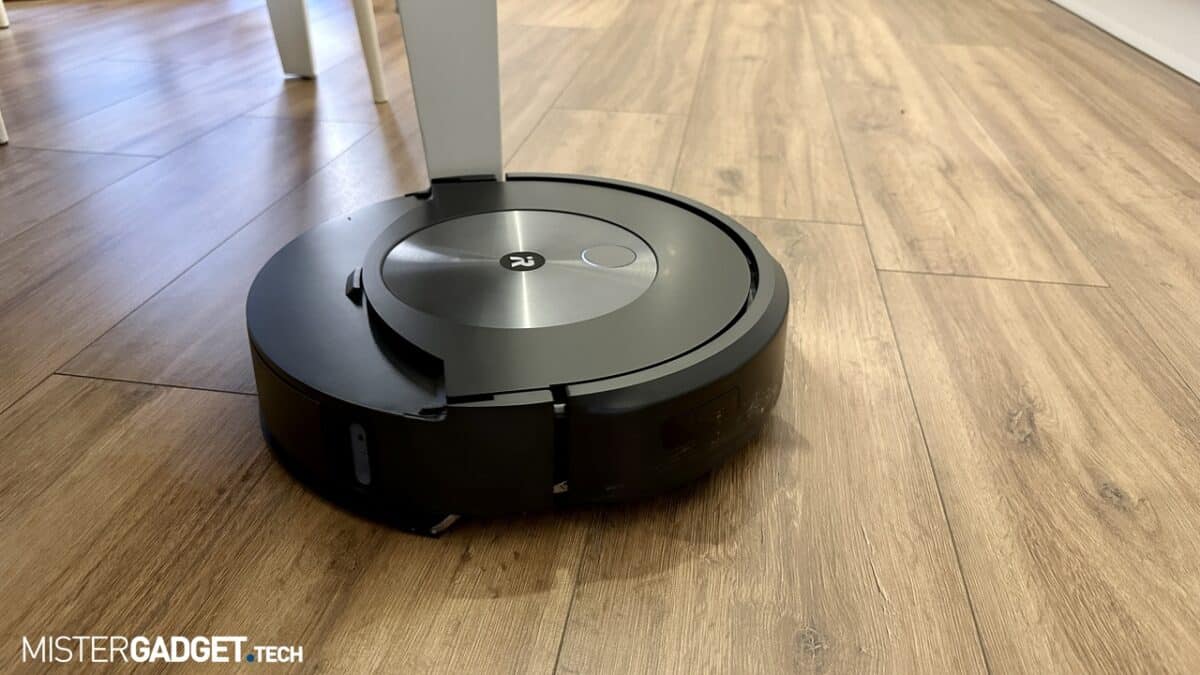 irobot J7 evitamento ostacoli mistergadget.tech