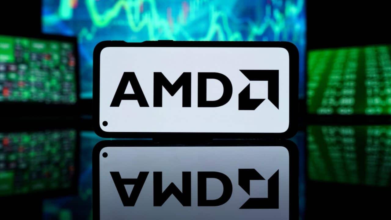 cellulare con sfondo AMD