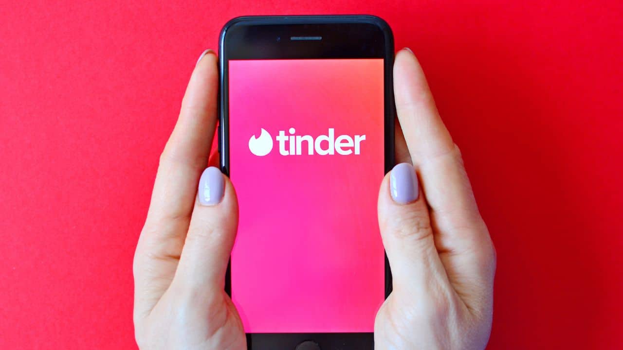 tinder nuove funzioni e trend app dating