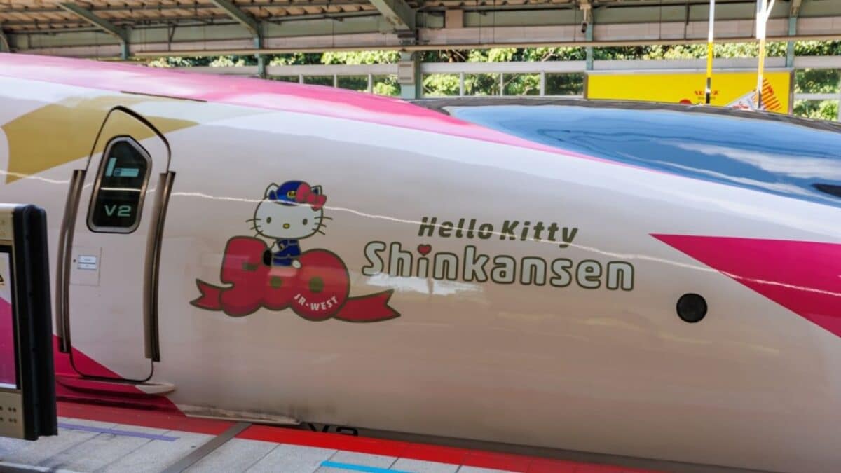 Shinkansen Hello Kitty