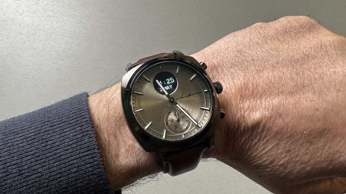 Pininfarina Senso Hybrid watch