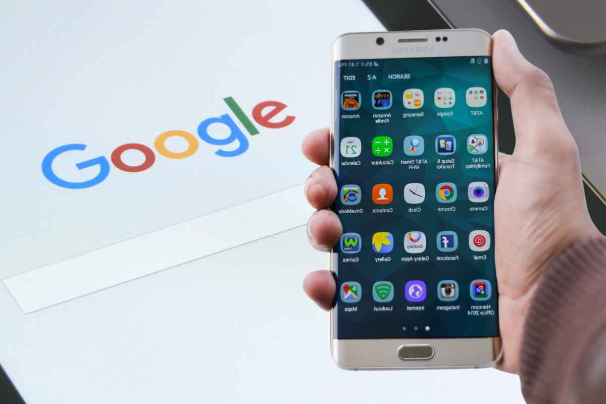 telefoni, vanno immediatamente rimosse