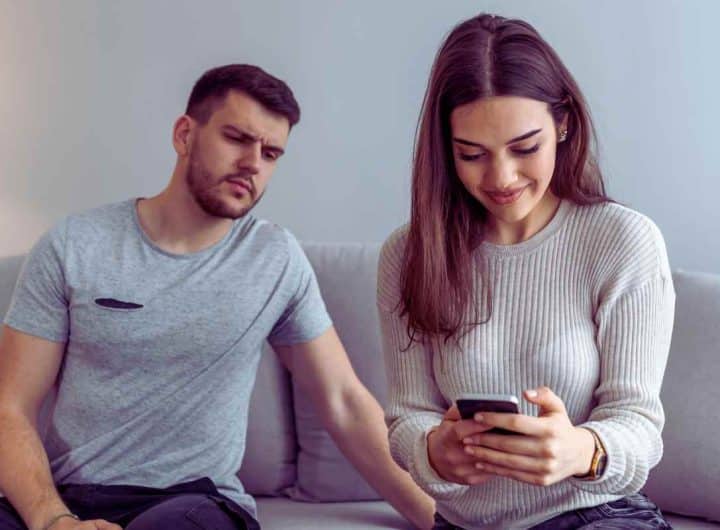 come capire se il partner ha cancellato una conversazione