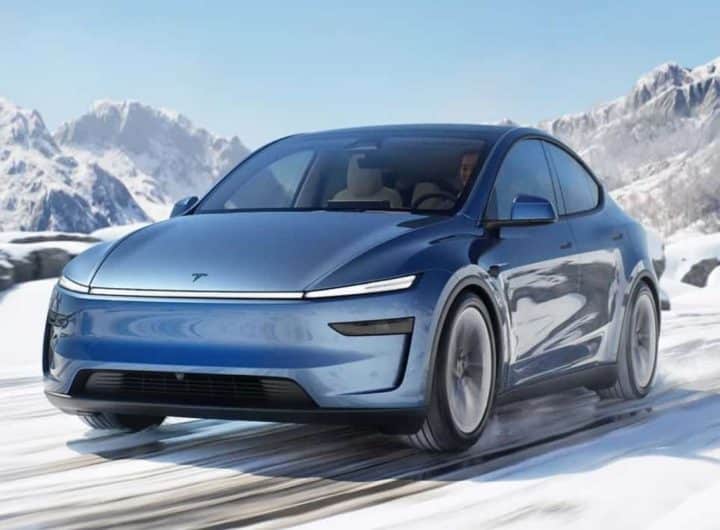 Tesla Model Y si rinnova con un tocco di Cybertruck: tutte le novità e i prezzi