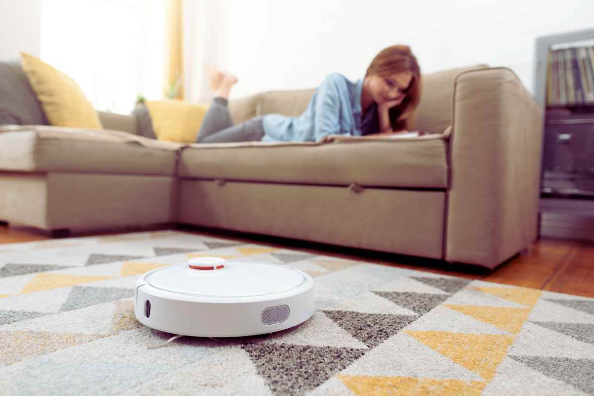 Robot aspirapolvere ad un prezzo mai visto: tutti lo stanno comprando, ti cambia la vita