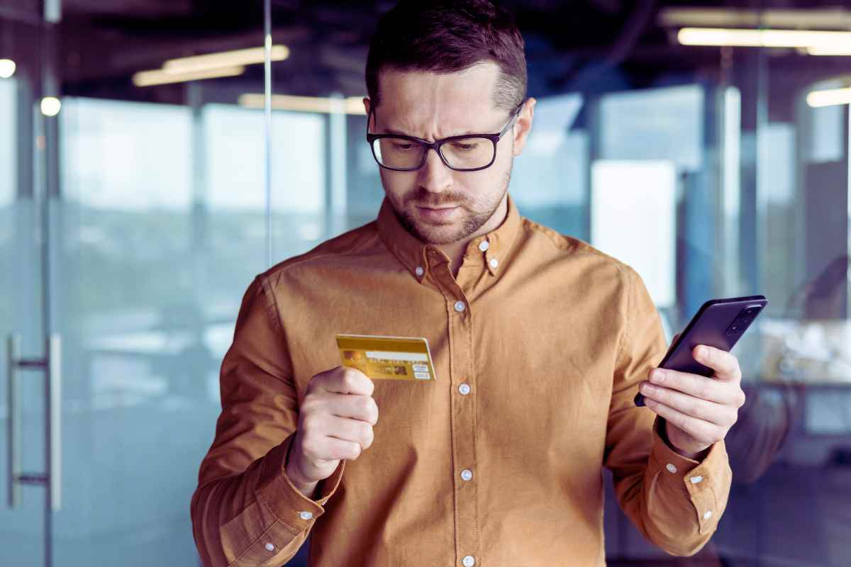 Premio su Zalando, se clicchi sul link finisci nei pasticci: come difendersi