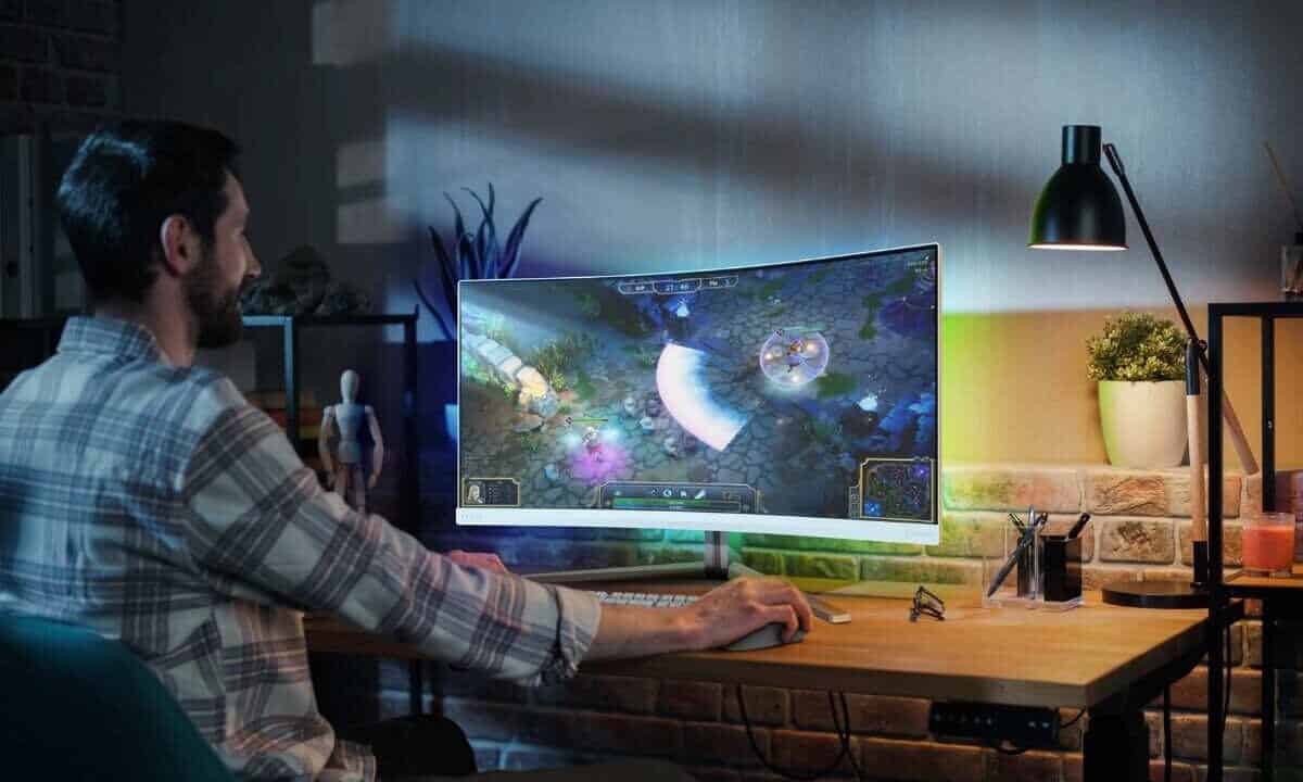 La frequenza di aggiornamento NON è il frame rate: la guida definitiva per non confondersi (e giocare meglio)