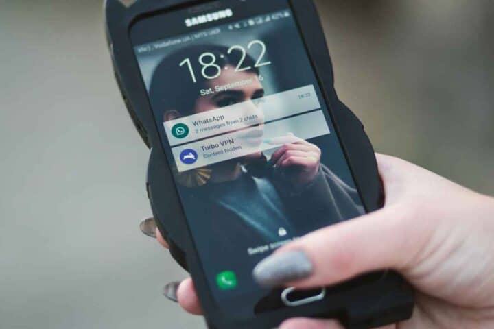 Come gestire le impostazioni di WhatsApp per evitare problemi