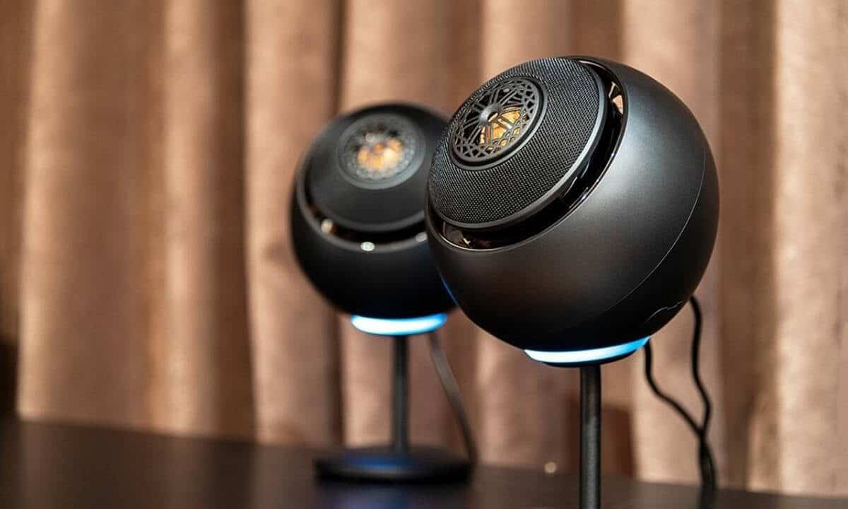 Recensione Creative Pebble Nova: tra potenza e design