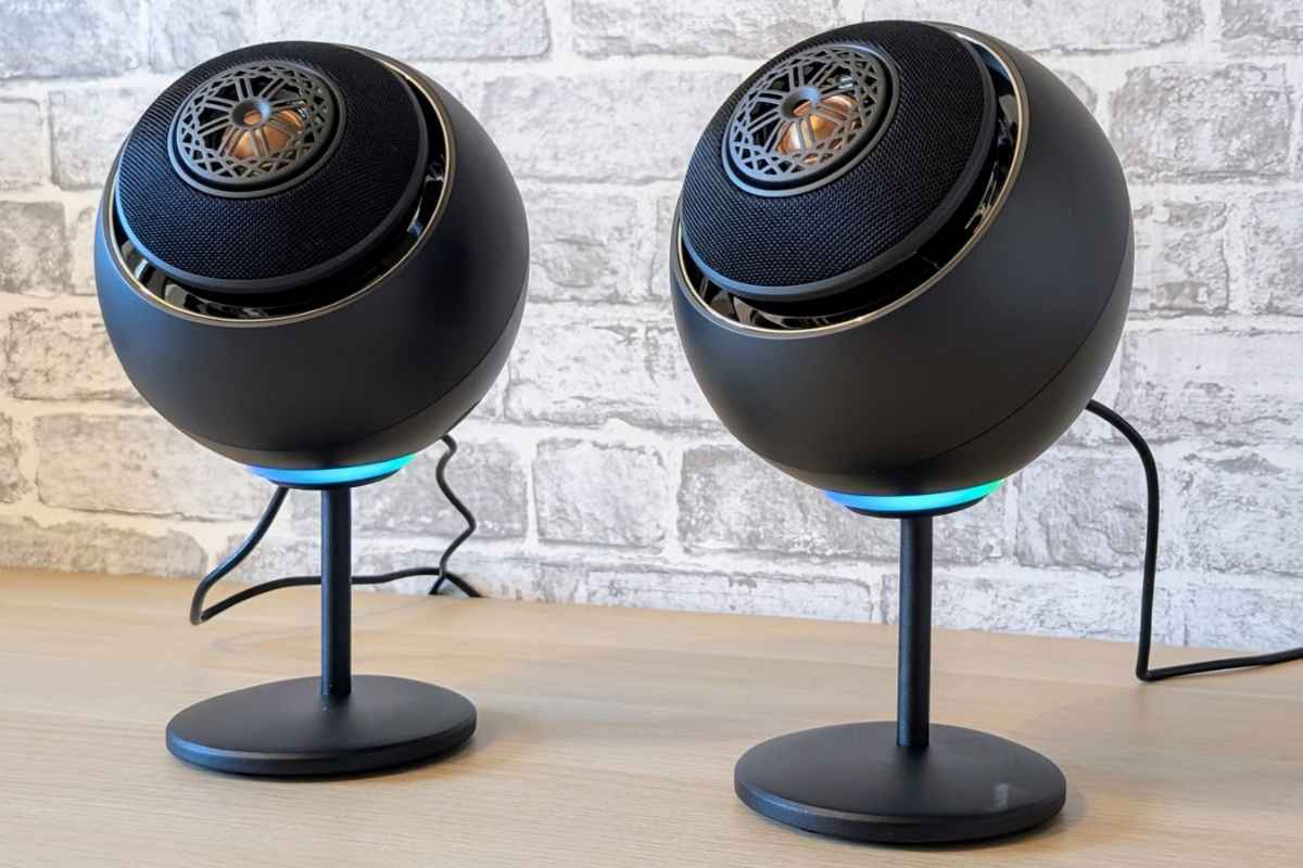 Recensione Creative Pebble Nova: tra potenza e design