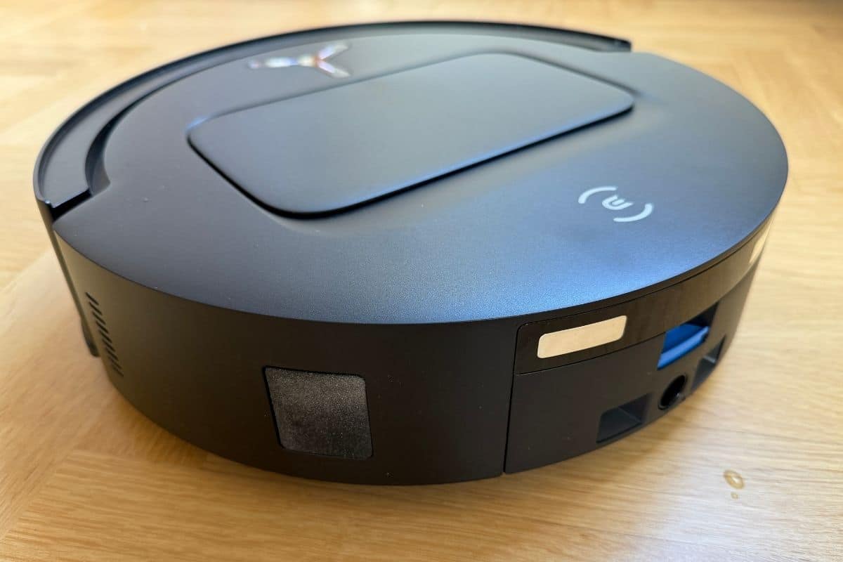 Ecovacs Deebot T80 Omni visto sul retro