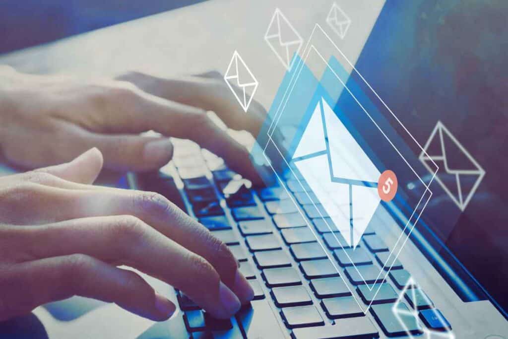 Se apri questa mail ti ricattano