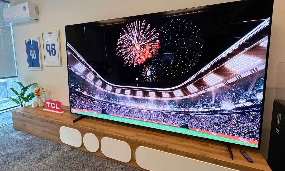 Novità TCL: il TV da 115 pollici