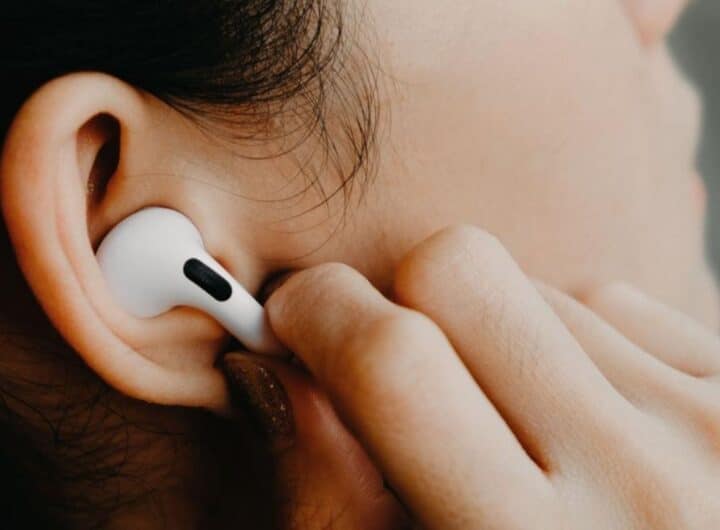 Come trasformare le tue AirPods in un apparecchio acustico (e come funziona)