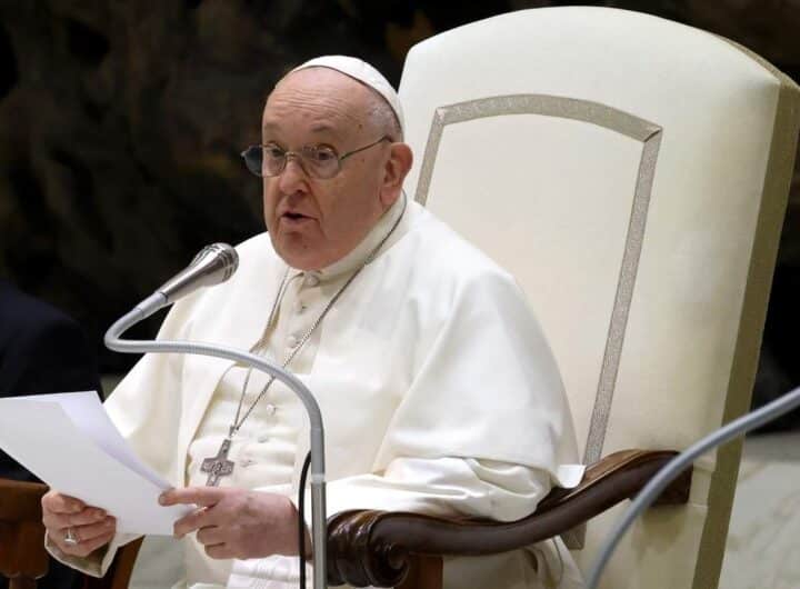 L’avvertimento (inaspettato) di Papa Francesco sulla tecnologia