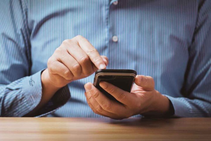 frase strana: segnalazioni in tutta Italia