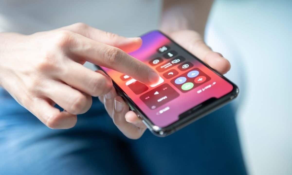 Come utilizzare il riconoscimento del suono su iPhone (e perché potrebbe tornarti utile)