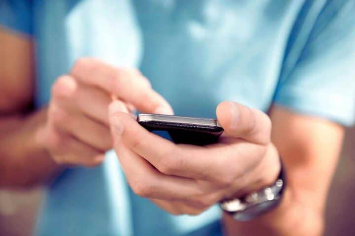 Decisione storica: addio alla produzione smartphone