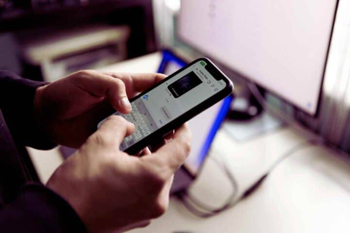 ti svuotano il conto in 2 minuti: non devi aprirlo