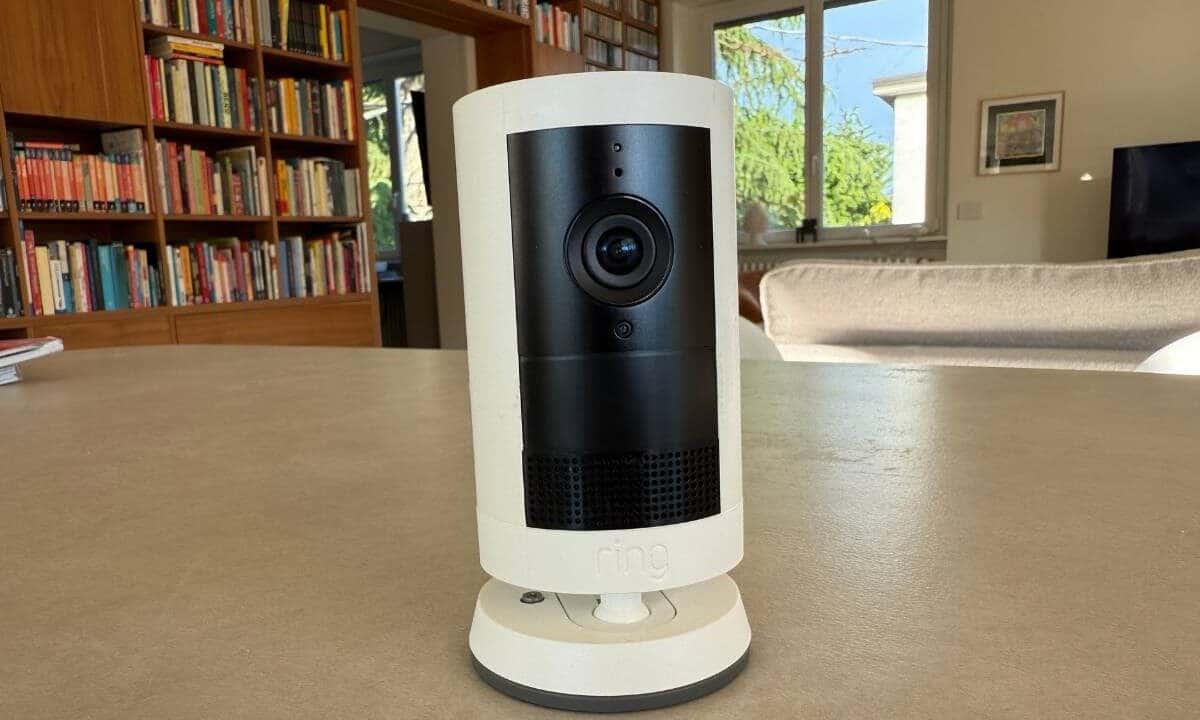 Amazon Outdoor Cam