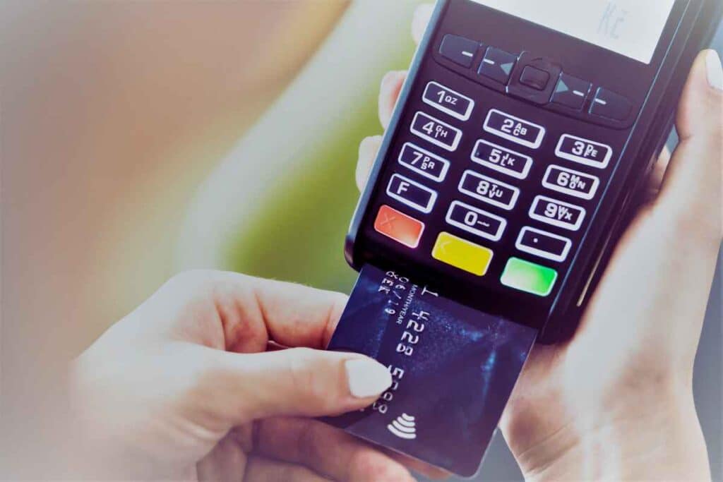 Carta di credito svuotata in un click