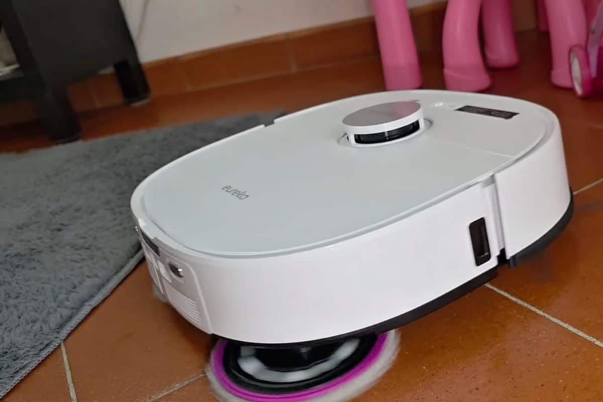 Recensione Eureka J15 Ultra: il nuovo robot aspirapolvere smart per chi vuole tecnologia avanzata senza spendere troppo