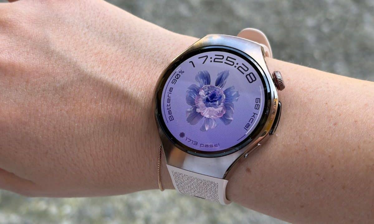 Huawei watch 5 recensione: pro e contro dello smartwatch top di gamma di Huawei