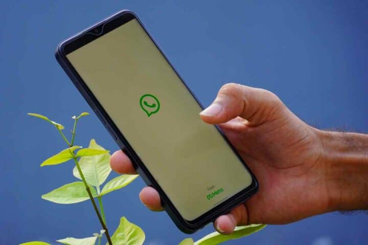 Whatsapp, se lo usi così è finita