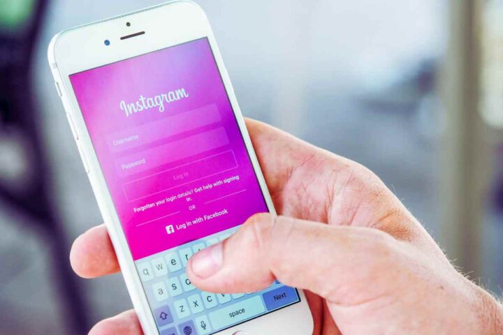 Occhio alla nuova funzione sui social o scrive tutto quello che dici
