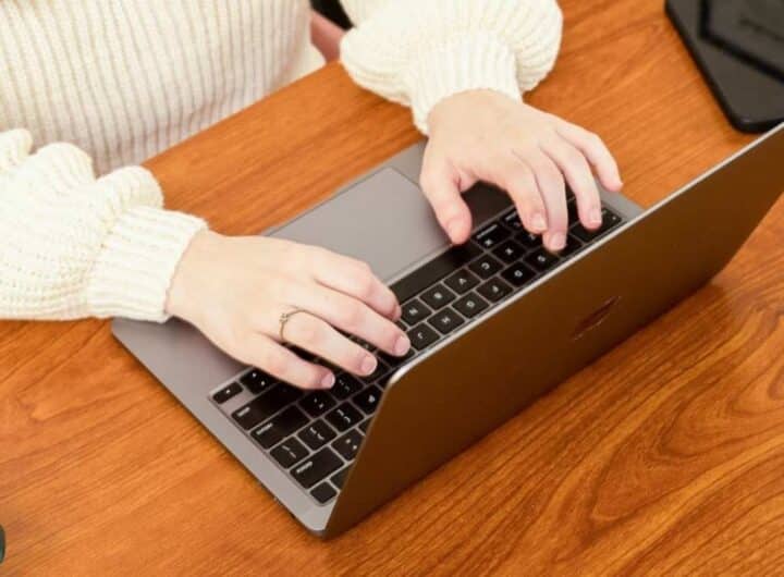 I 4 laptop con la migliore autonomia del 2025
