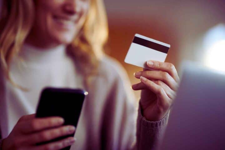 Tim fa sognare tutti gli utenti, la maxi promozione a 5 euro