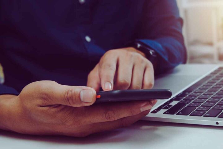 non te ne accorgi: se rispondi è finita, si prendono tutto