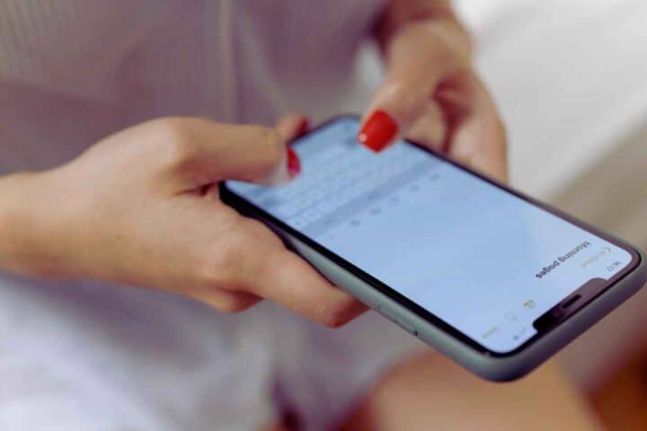 L'App dell'Intelligenza Artificiale è già nel tuo smartphone e non lo sai