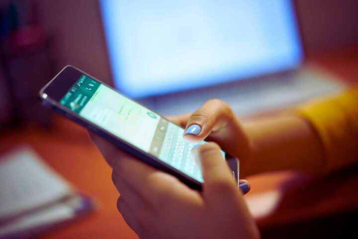 Whatsapp, arriva l'hub centrale nelle chat: cosa comporta