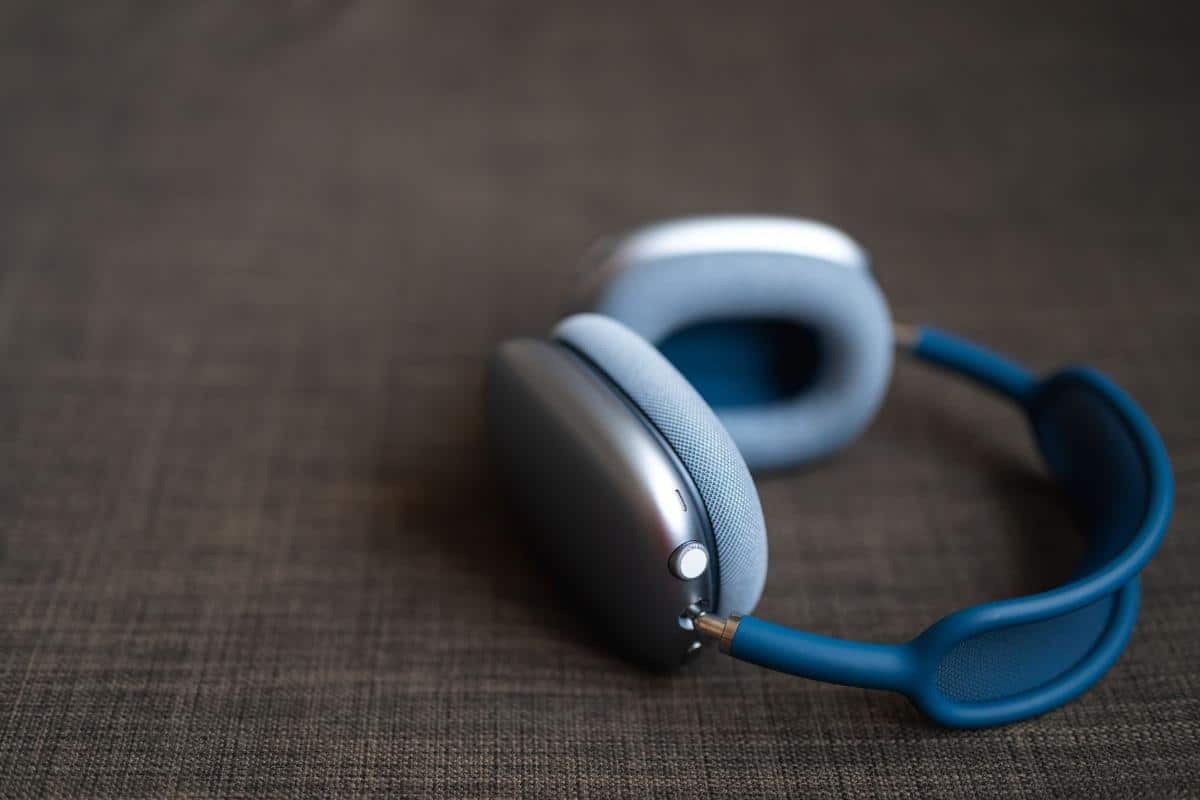 Come pulire le AirPods Max: la guida completa per cuscinetti, archetto e custodia