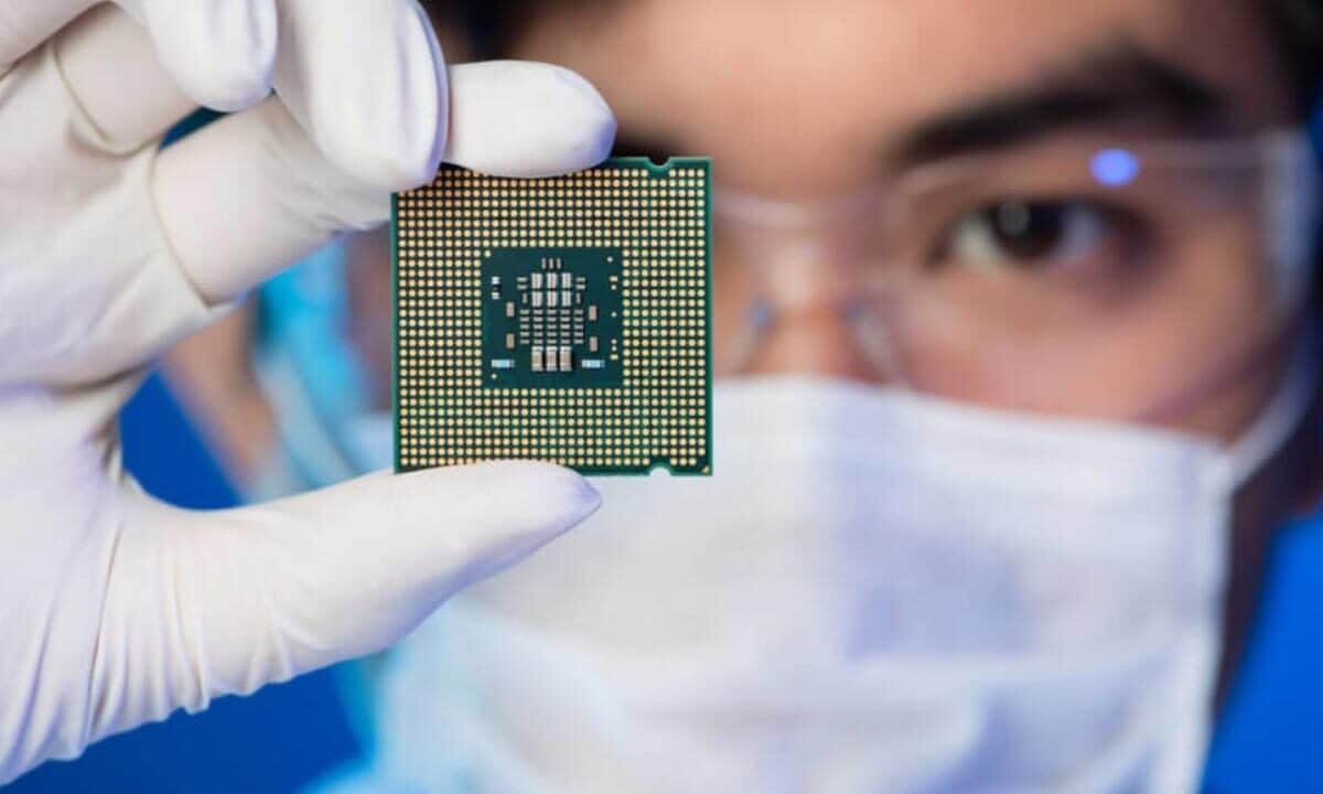 Cos'è un SoC (System on a Chip) e perché è il cuore di ogni smartphone?