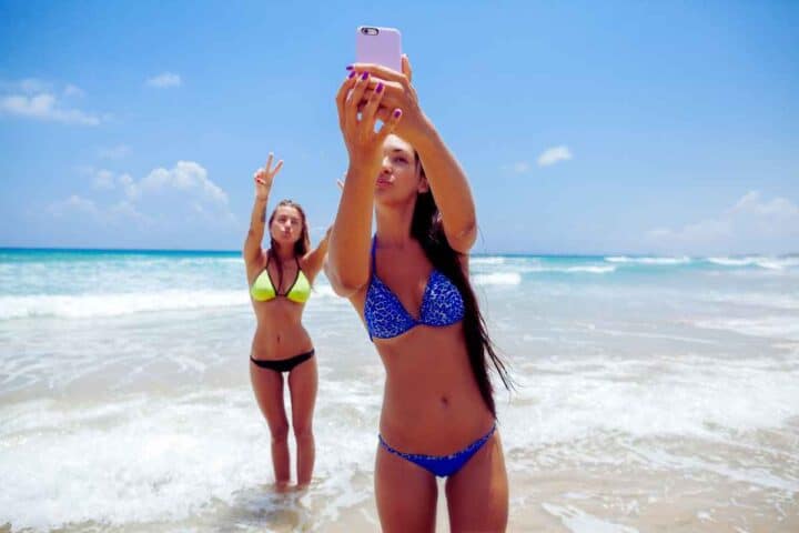 Caldo torrido, con questo errore banale rischi di bruciare lo smartphone
