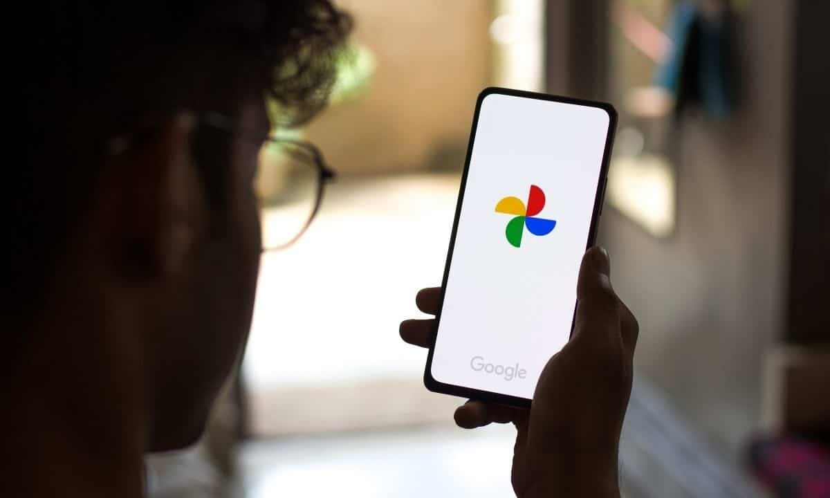 Google porta su iPhone una delle sue funzioni AI più richieste