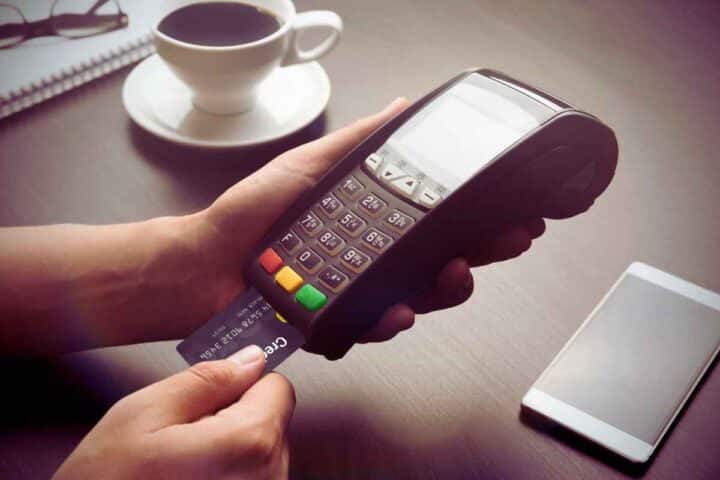 costo per ogni transazione: la decisione è effettiva