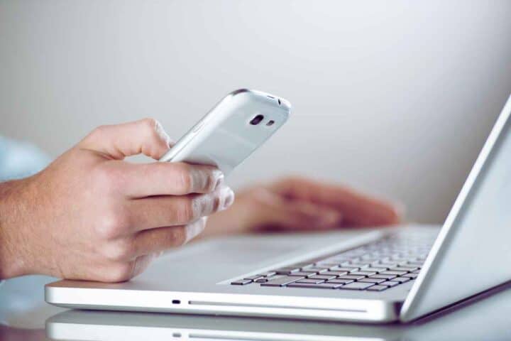 basta un click ed è fatta: nessuno è al sicuro