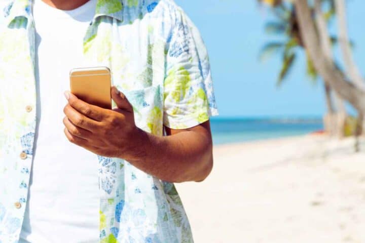 rischi di bruciare lo smartphone in spiaggia