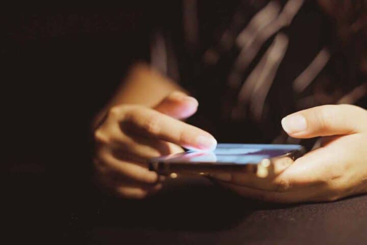 L'App che permette di spiare le persone
