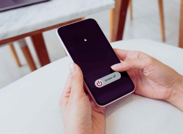 Smartphone, gli esperti lanciano il codice rosso