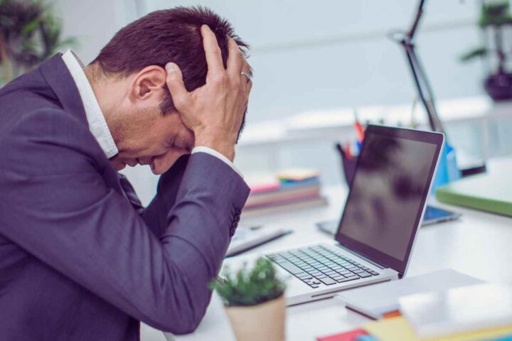 "Il tuo account sta per essere bloccato"