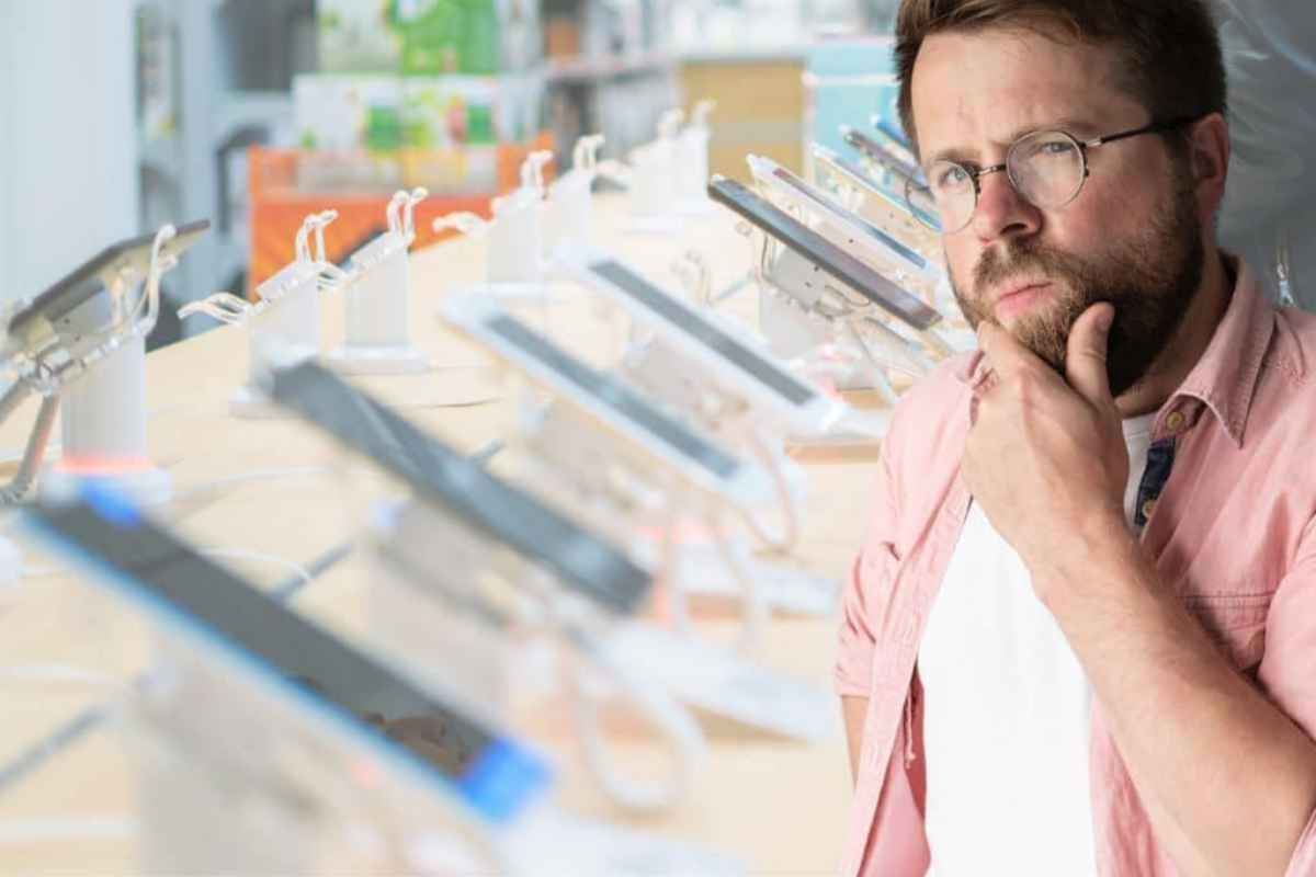 Questa è l'unica tipologia di smartphone che funziona in caso di guerra o catastrofe