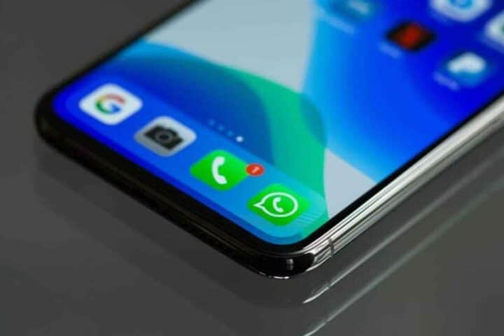 Addio a Whatsapp su questi smartphone: meglio controllare